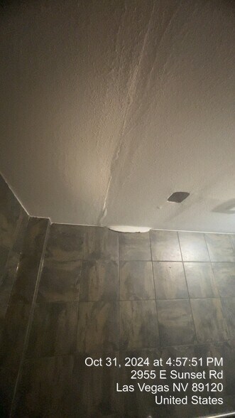 More Photos Of 2955 E Sunset Rd, Las Vegas Unknown For Lease