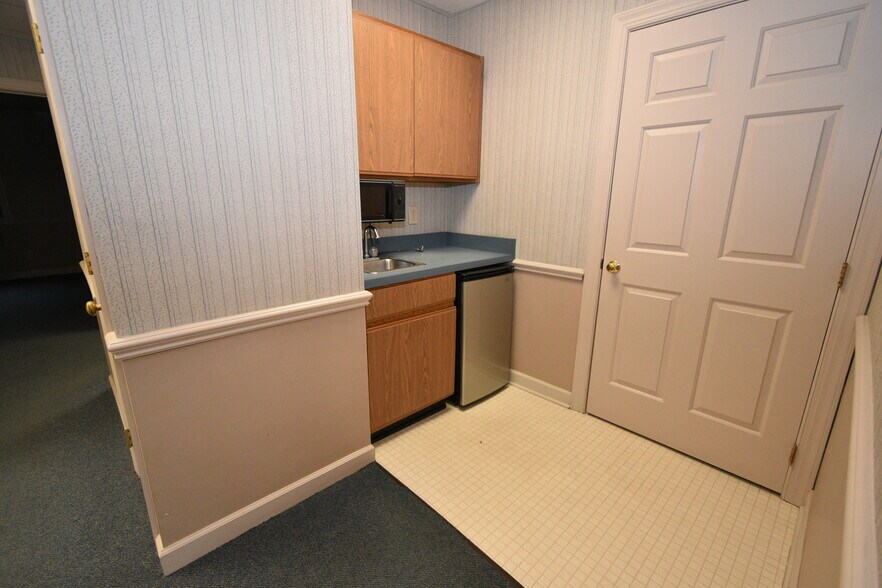 More Photos Of 3200 Croasdaile Dr, Durham Medical For Sale