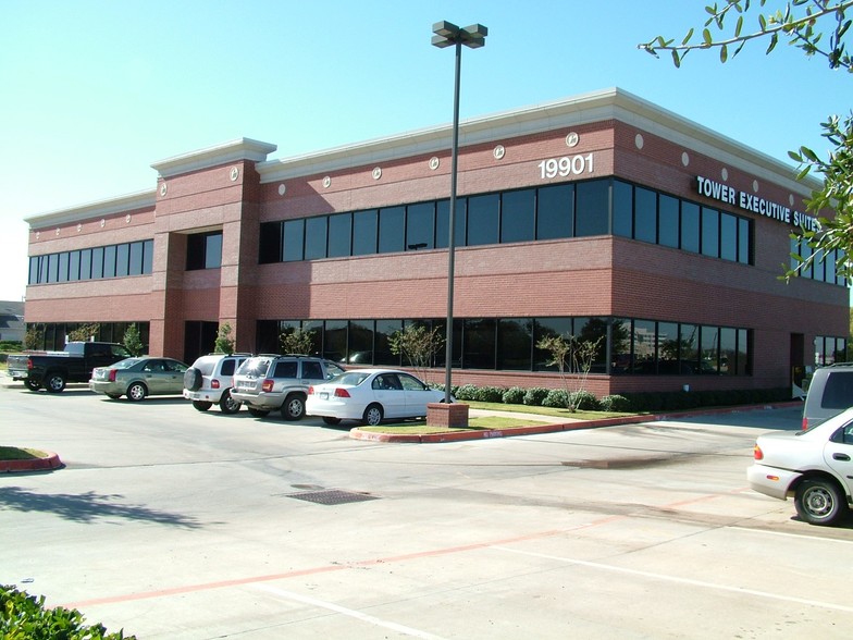 Primary Photo Of 19901 Southwest Fwy, Sugar Land Coworking Space