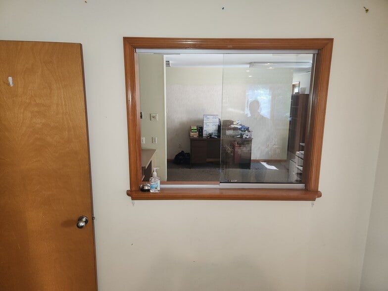 More Photos Of 360 Middletown Blvd, Langhorne Medical For Sale