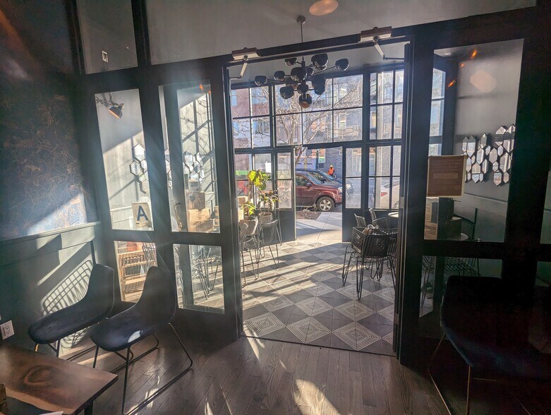 More Photos Of 581 Myrtle Ave, Brooklyn Restaurant For Lease
