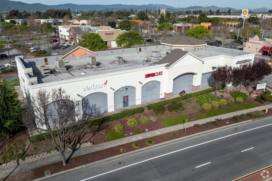 More Photos Of 6965 Camino Arroyo, Gilroy General Retail For Lease