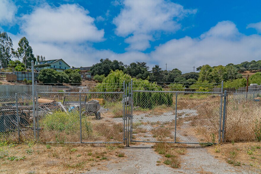 More Photos Of 10050 Reese Cir, Prunedale Warehouse For Sale