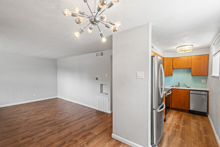 More Photos Of 651 29th St, Denver Apartments For Sale