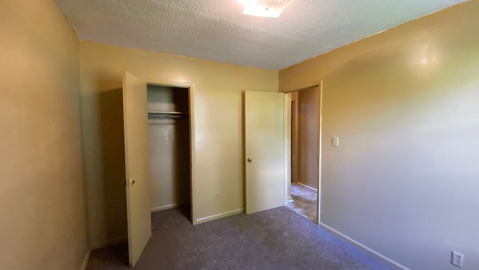 More Photos Of 1609 11th Ct N, Birmingham Apartments For Sale