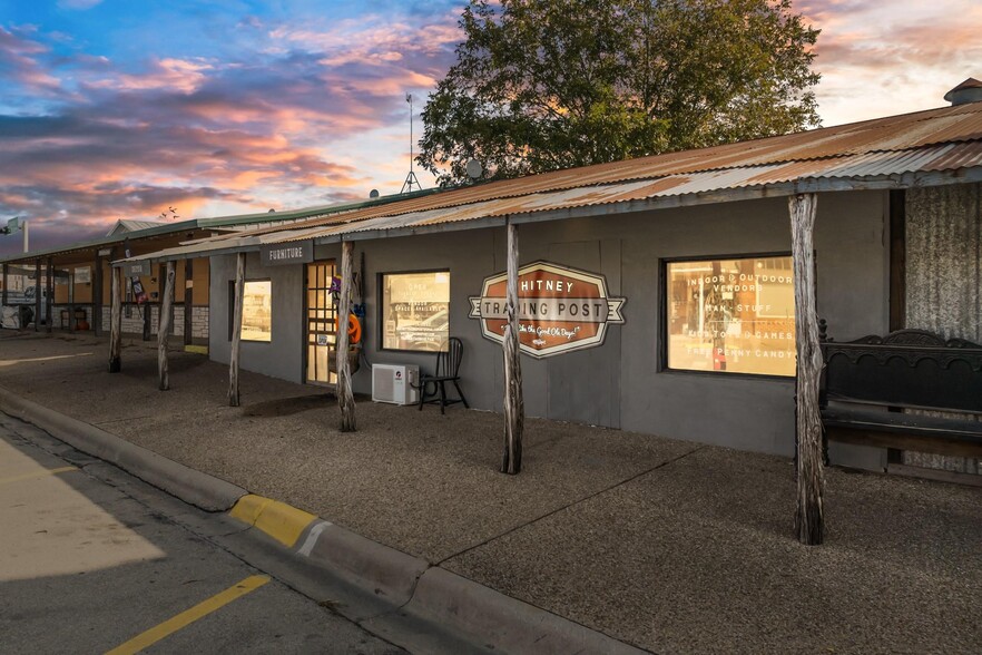 Primary Photo Of 206 Brazos st, Whitney Storefront For Sale