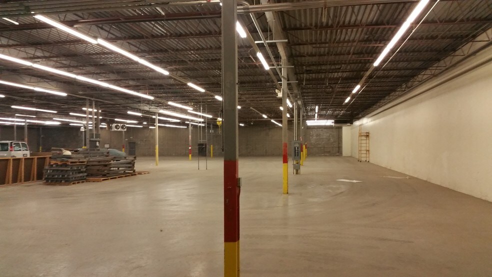 More Photos Of 81 Fitzgerald Dr, Jaffrey Light Manufacturing For Lease