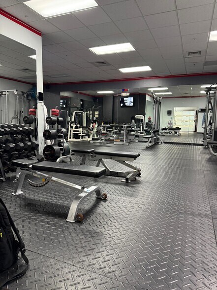 More Photos Of 1835 NW 112th Ave, Miami Warehouse For Lease