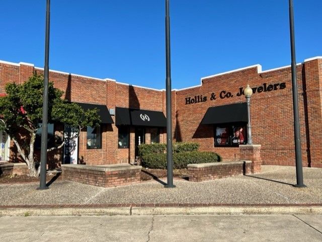 More Photos Of 1821 Avenue of America, Monroe Storefront Retail Office For Lease