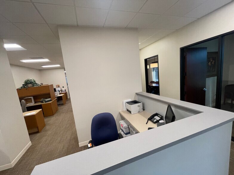 More Photos Of 6827 Camp Bullis Rd, San Antonio Medical For Sale