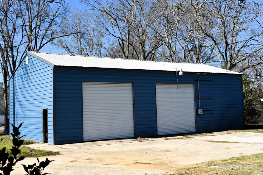 More Photos Of 7050 Mobile Hwy, Montgomery Industrial For Sale