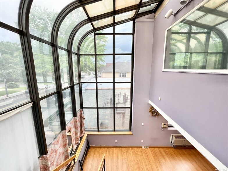 More Photos Of 4621 Little Neck Pky, Little Neck Office Residential For Sale