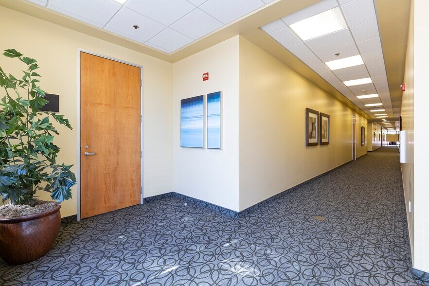 More Photos Of 9045 Bruceville Rd, Elk Grove Office For Sale