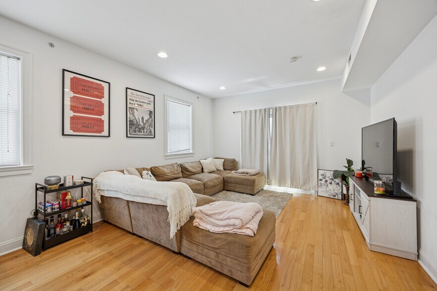 More Photos Of 1630 Brown St, Philadelphia Apartments For Sale