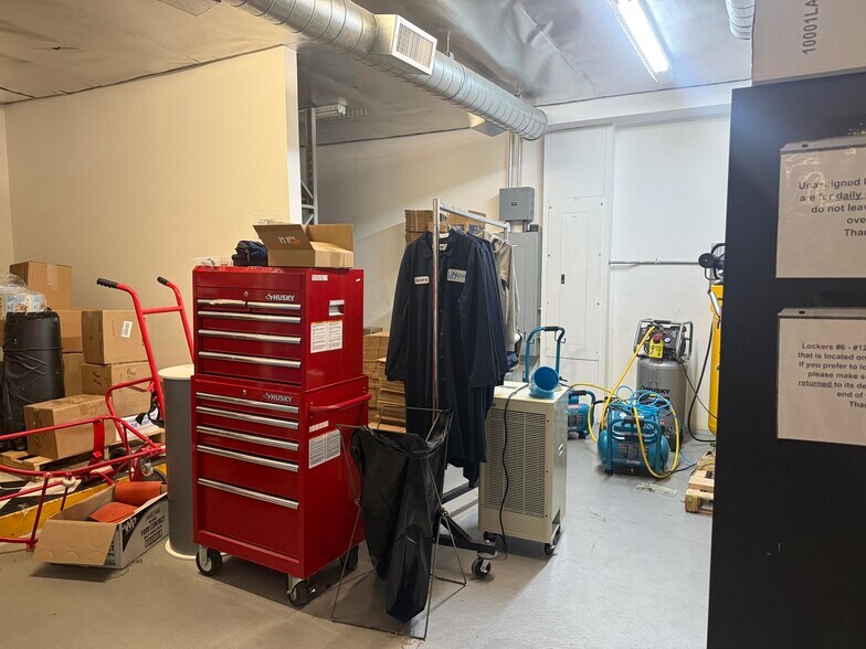 More Photos Of 852 S Alta Vista Ave, Monrovia Warehouse For Lease