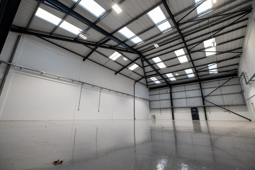 More Photos Of Datapoint Business Centre South crescent, London Flex For Lease