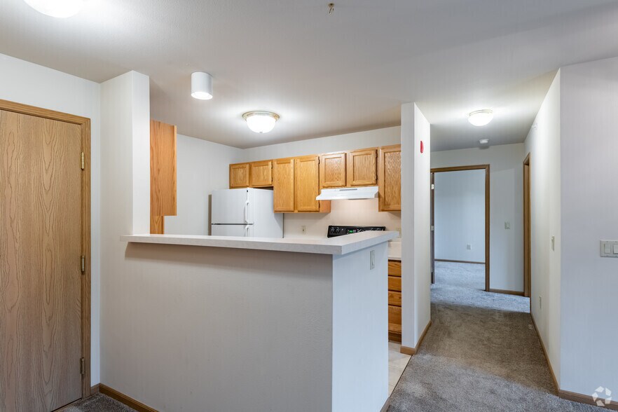 More Photos Of 2409 10th Ave, South Milwaukee Apartments For Sale