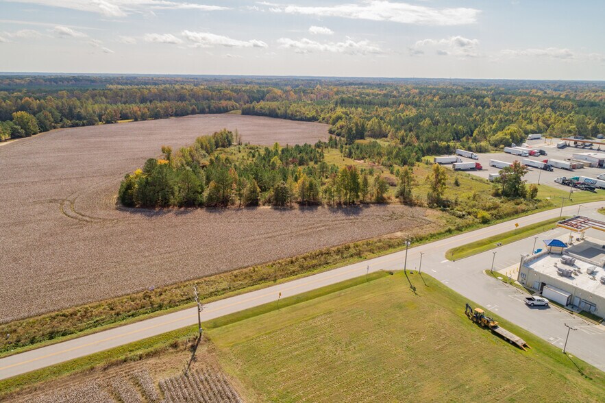 More Photos Of 700 Moores Ferry Rd, Skippers Land For Sale