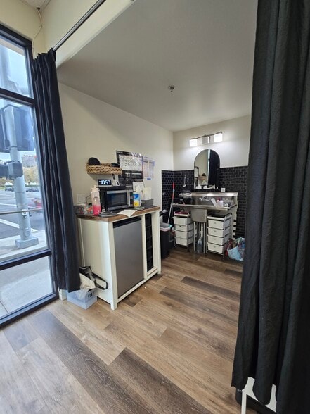 More Photos Of 8840 N Magnolia St, Santee Unknown For Lease