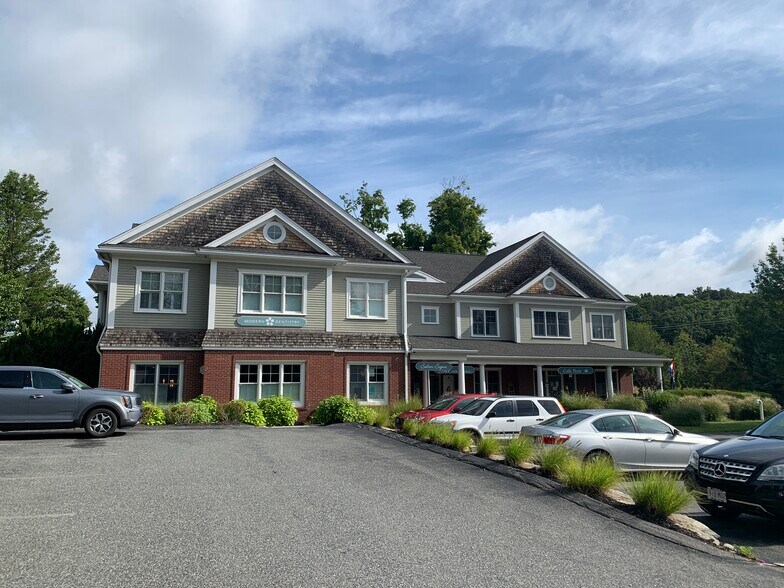 More Photos Of 307 Grafton St, Shrewsbury Office For Lease