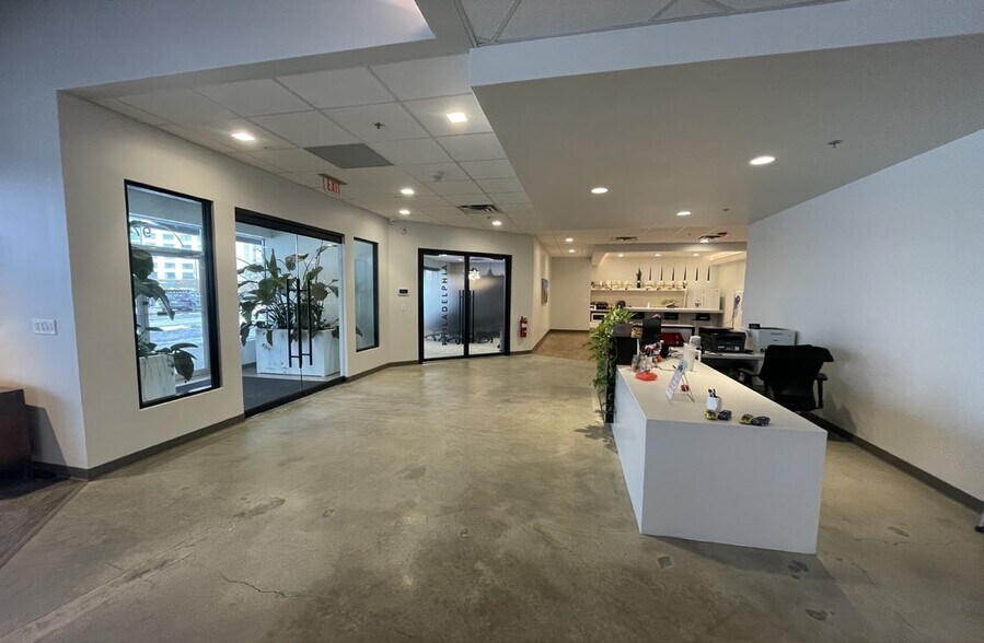 More Photos Of 900-1095 Justison St, Wilmington Storefront Retail Office For Lease