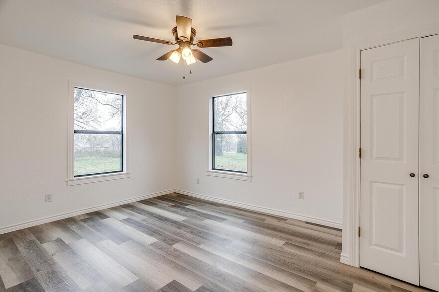 More Photos Of 4011 US-67, Cleburne Land For Sale