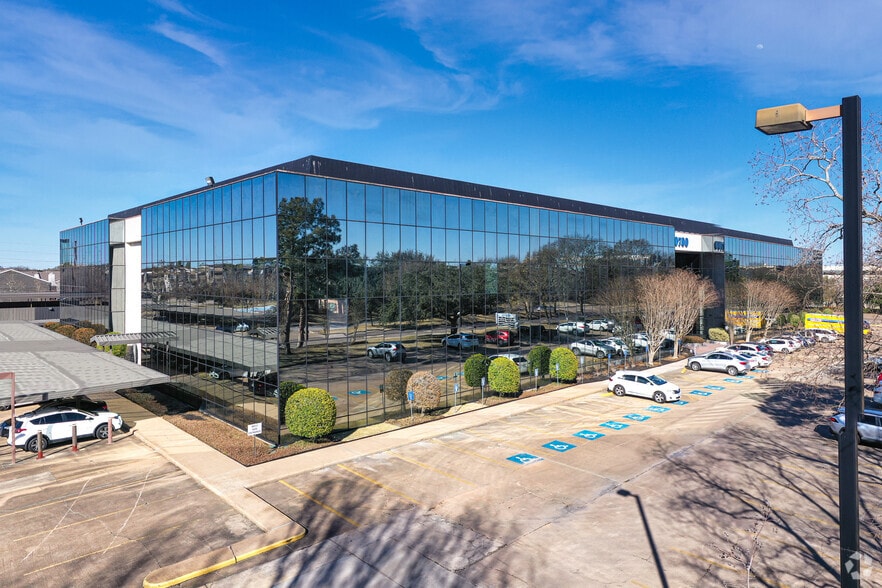 More Photos Of 10700 Richmond Ave, Houston Office For Lease