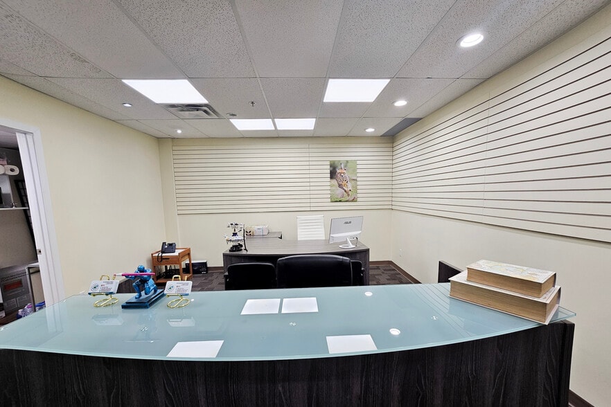 More Photos Of 2920 Ellwood Dr SW, Edmonton Warehouse For Sale