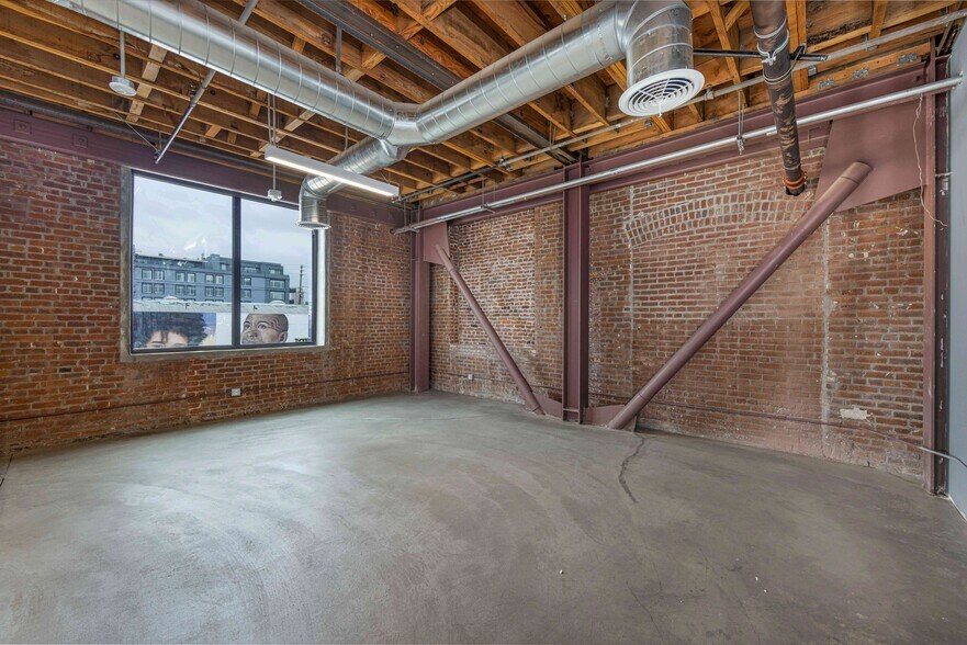 More Photos Of 440 Seaton St, Los Angeles Loft Creative Space For Lease