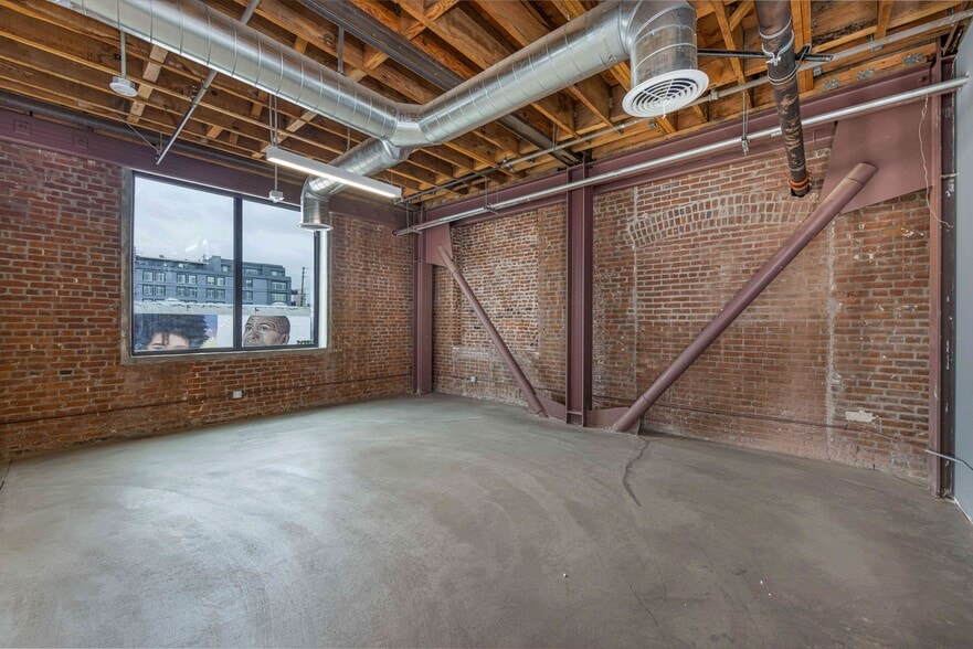 More Photos Of 440 Seaton St, Los Angeles Loft Creative Space For Sale