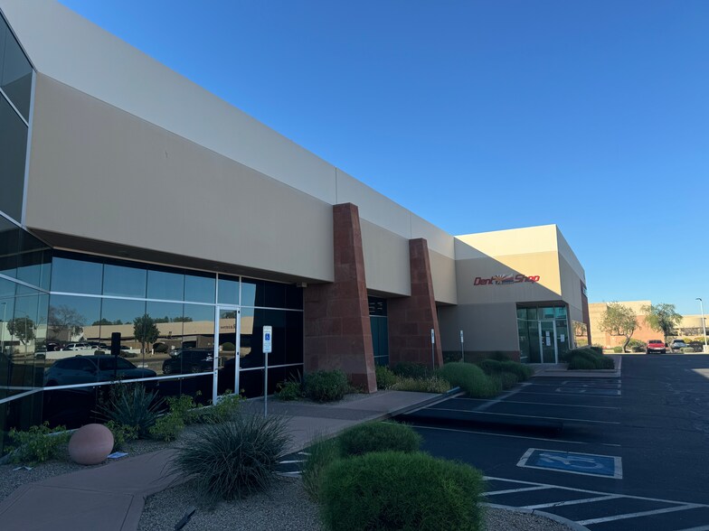 More Photos Of 8175 E Raintree Dr, Scottsdale Warehouse For Lease