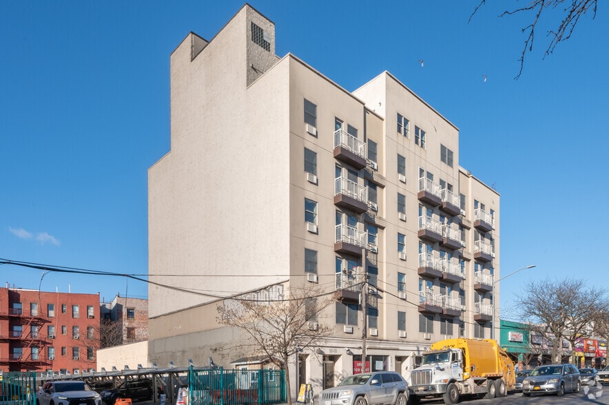 More Photos Of 3538 Junction Blvd, Corona Apartments For Sale