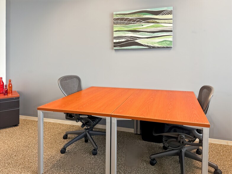 More Photos Of 14090 Southwest Fwy, Sugar Land Office For Lease