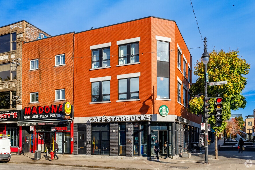 Primary Photo Of 3601 Boul Saint-Laurent, Montréal Storefront Retail Residential For Lease