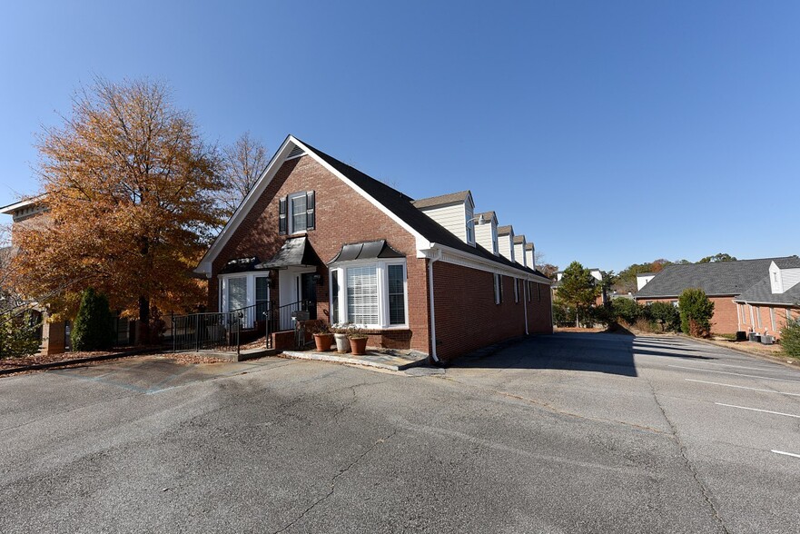 Primary Photo Of 2601 Sandy Plains Rd, Marietta Office For Sale