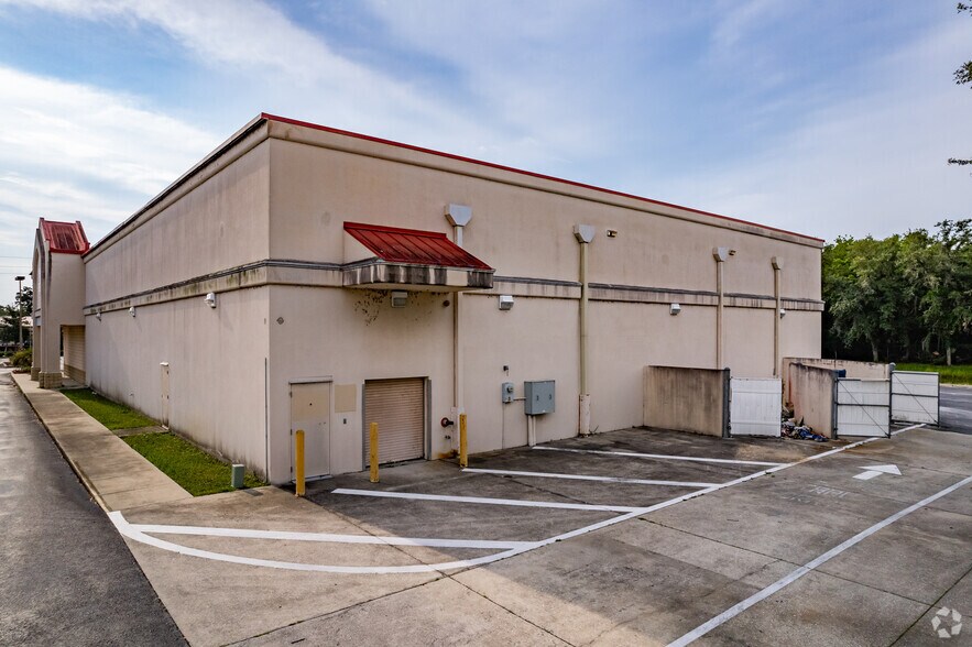 More Photos Of 1235 N 14th St, Leesburg Drugstore For Sale