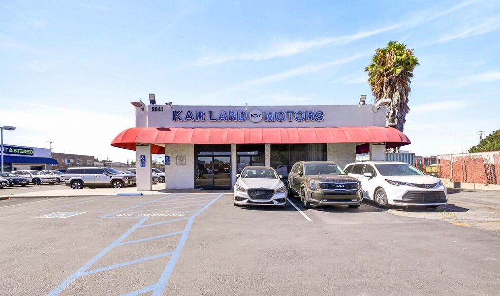 More Photos Of 9841 Garden Grove Blvd, Garden Grove Auto Dealership For Sale
