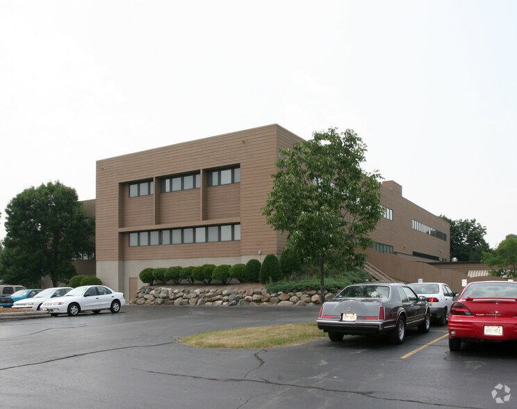 More Photos Of 2401-2501 International Ln, Madison Office For Sale