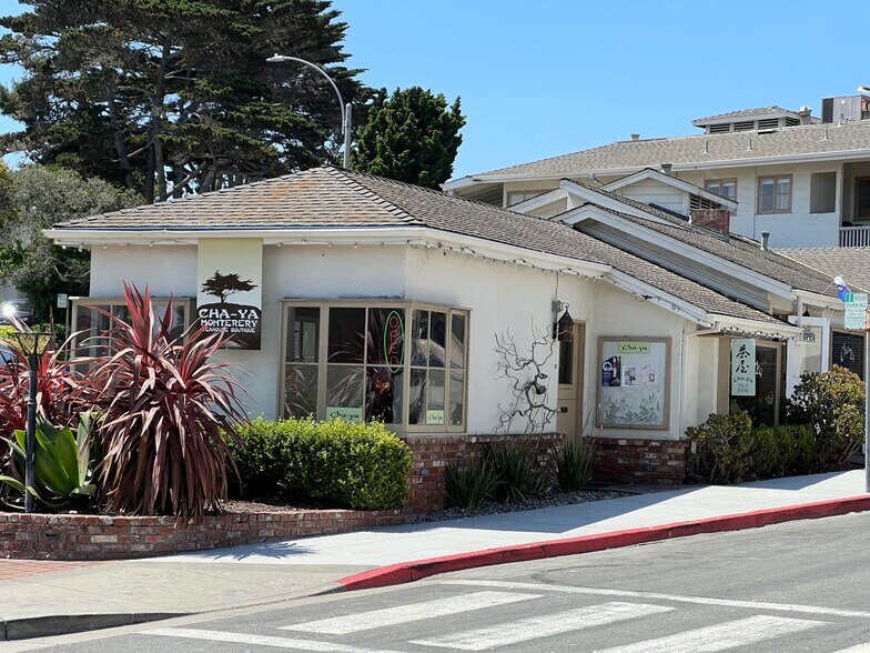 More Photos Of 587 Hartnell St, Monterey Storefront Retail Office For Lease