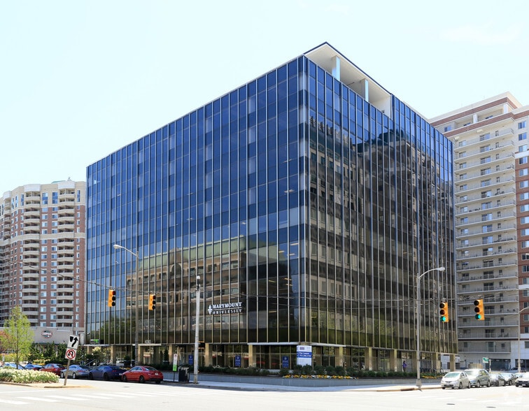 More Photos Of 4040 N Fairfax Dr, Arlington Office For Lease