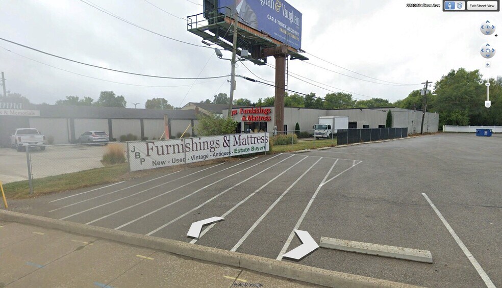 More Photos Of 2740 Madison Ave, Indianapolis Department Store For Lease