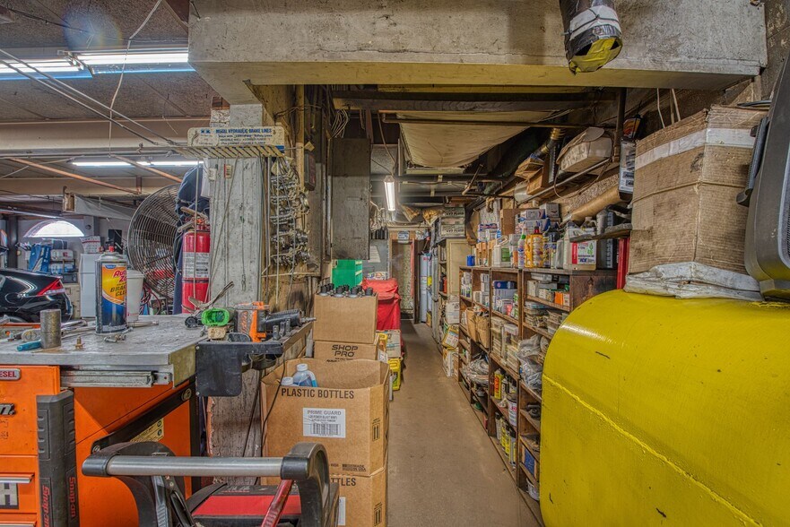 More Photos Of 1008 Centre St, Brockton Industrial For Sale