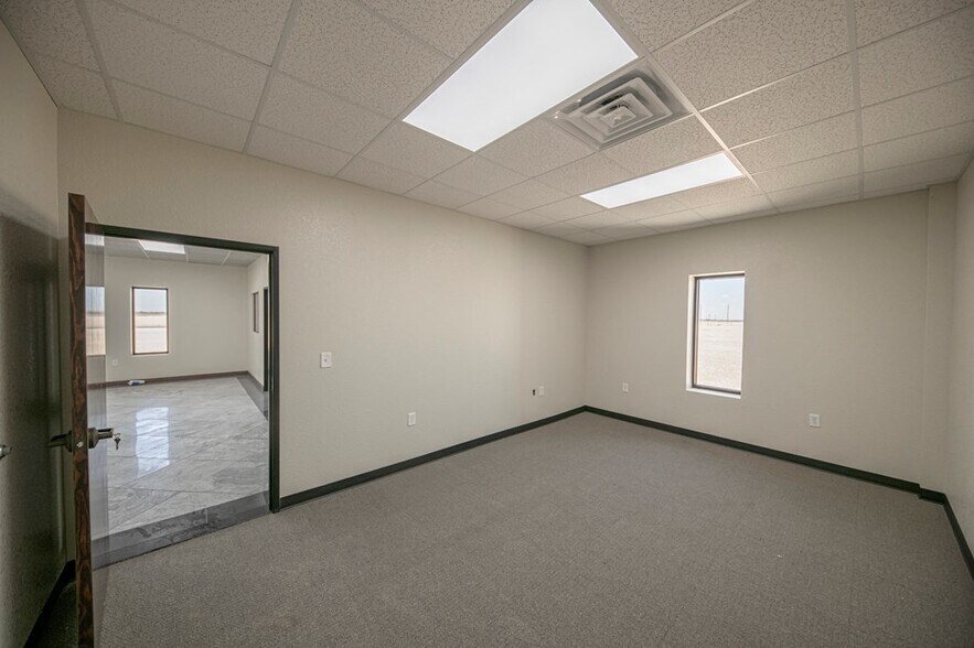 More Photos Of 16651 W Basin St, Odessa Industrial For Sale