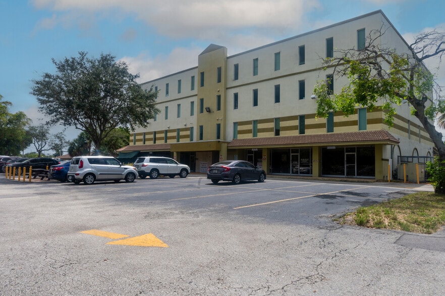 More Photos Of 4000 N State Road 7, Lauderdale Lakes Office For Sale
