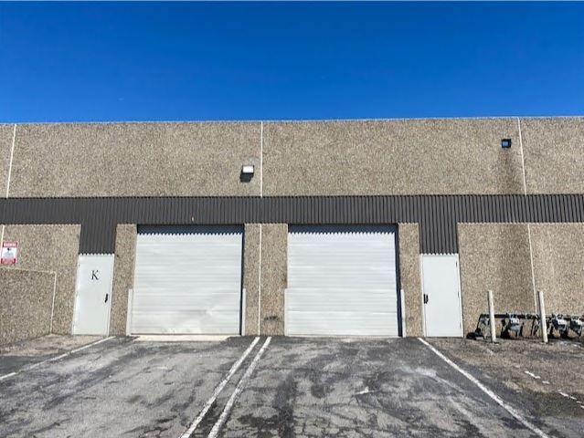 More Photos Of 330 N Wood Rd, Camarillo Warehouse For Lease
