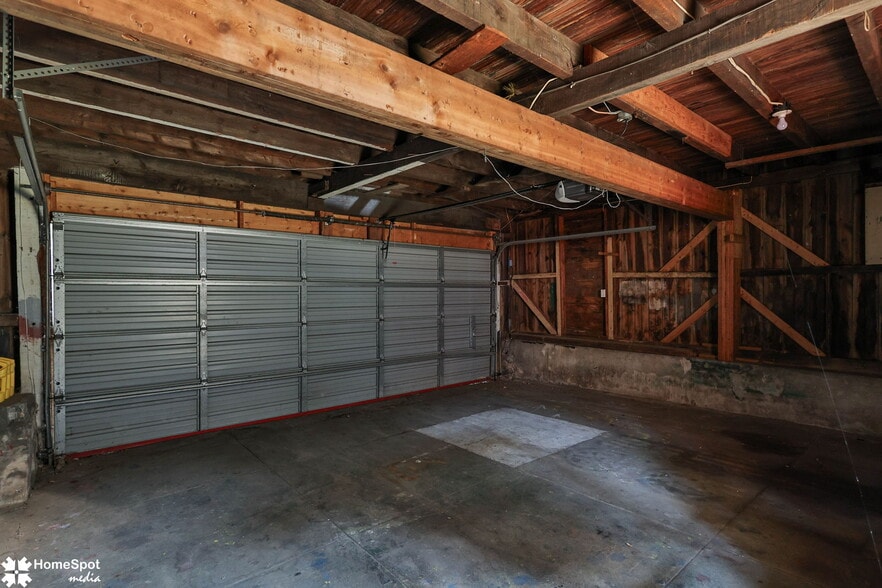 More Photos Of 1337 Washington St, Easton Multifamily For Sale