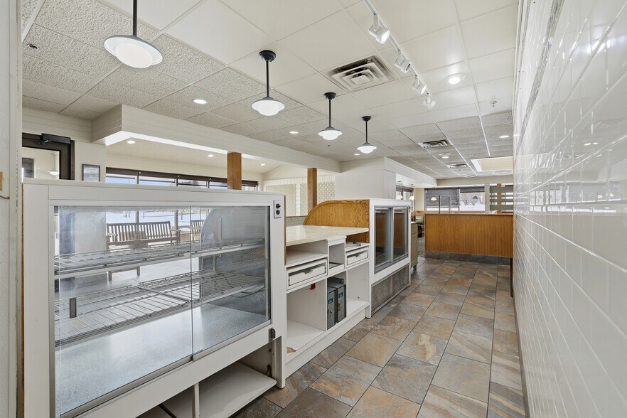 More Photos Of 143 Division St, Stevens Point Restaurant For Sale