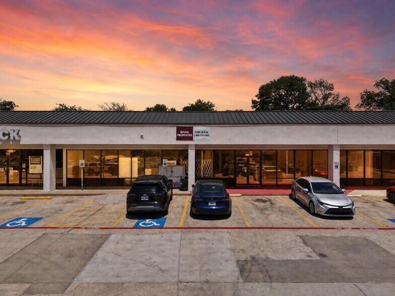 More Photos Of 8440-8474 Camp Bowie West Blvd, Fort Worth Unknown For Lease