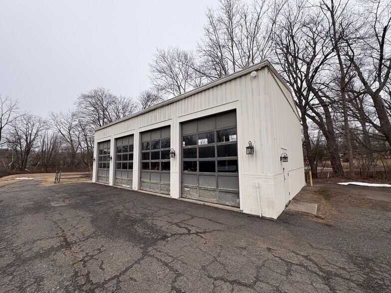 More Photos Of 163-165 Main St, Peapack Auto Dealership For Sale