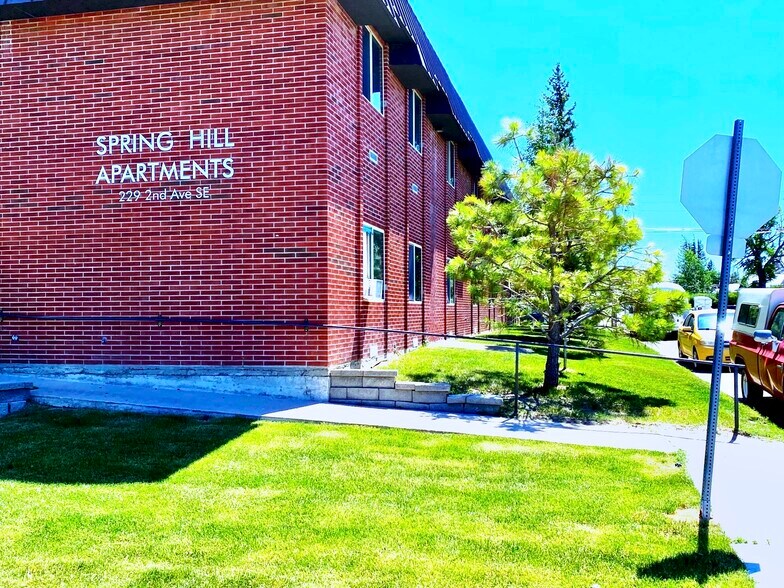 More Photos Of 229 2nd Ave SE, Cut Bank Apartments For Sale